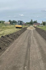 В селе Урусово на улицах Полевая и Новая начались работы по ремонту дорожного покрытия.