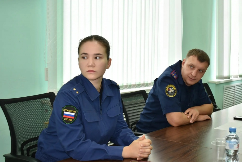 Сегодня, 1 августа, по поручению Губернатора Саратовской области Романа Бусаргина глава Ртищевского муниципального района Александр Жуковский провёл приём участников СВО и членов их семей