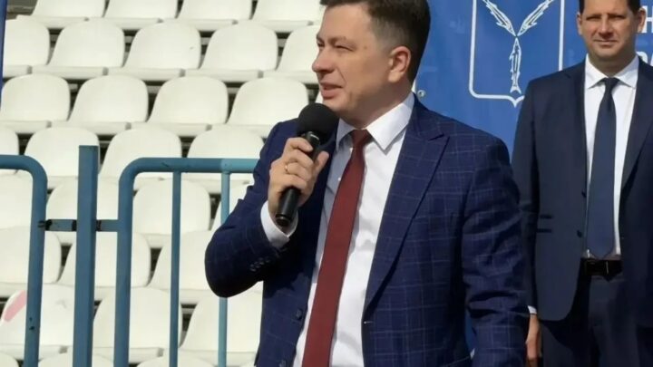 Команда пенсионеров Комплексного центра социального обслуживания населения Ртищевского района приняла участие в XI Спартакиаде пенсионеров Саратовской области, состоявшейся 6 августа 2026 года на стадионе «Локомотив» в Саратове
