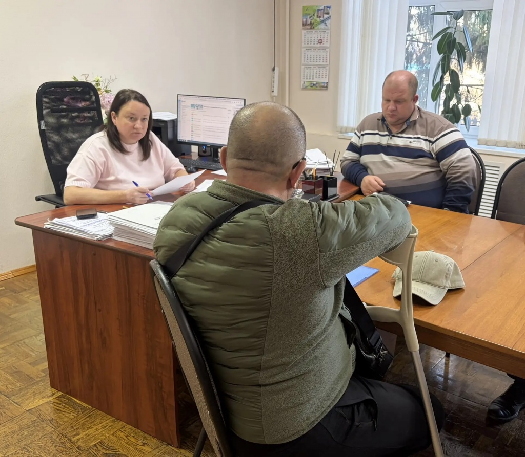 Сегодня заместитель главы администрации по вопросам муниципального имущества и развитию инфраструктуры Дина Платонова провела приём граждан по личным вопросам