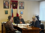 Сегодня глава Ртищевского муниципального района Александр Жуковский провёл приём граждан по личным вопросам